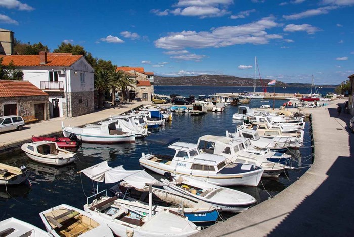 Mali Iz island (photo: Zadar Tourist Office)